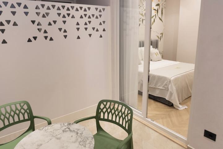 Room 104 of 249
