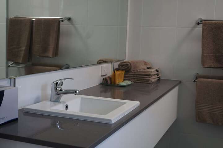 Room 43 of 65