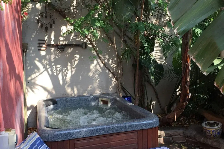 Pool 9 of 11
