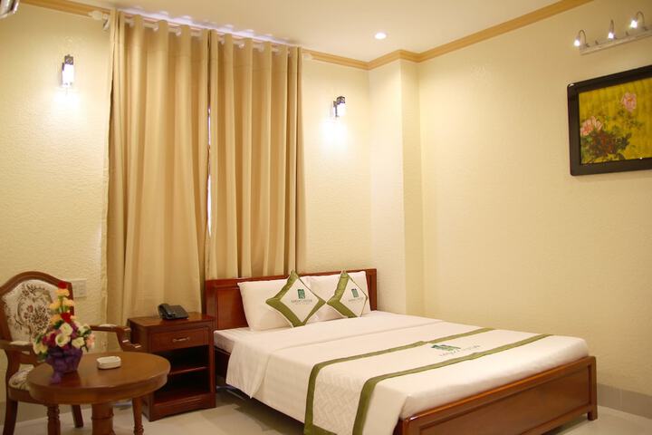 Room 12 of 64