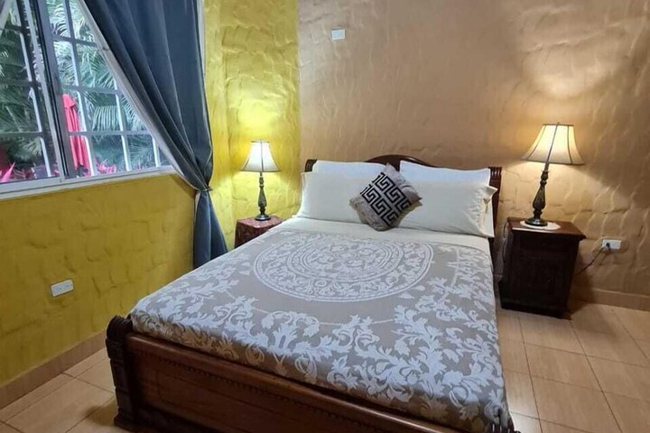 Room 6 of 43