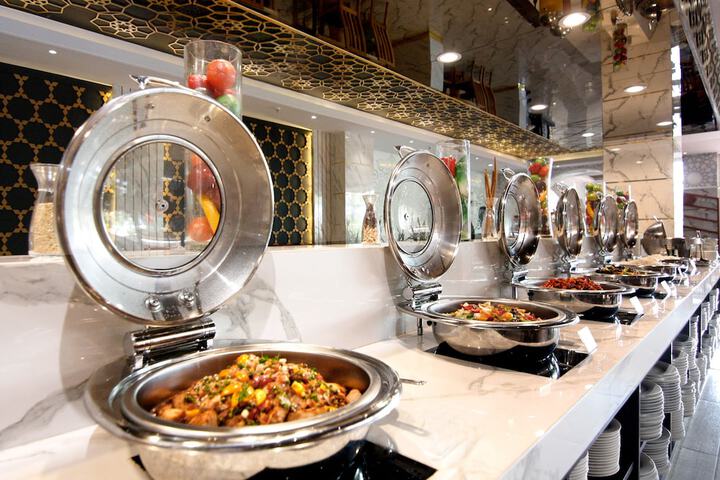 Dining Photos