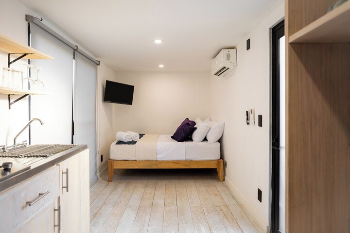 Room 29 of 84