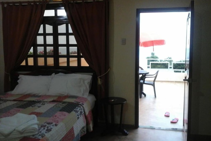 Room 14 of 41