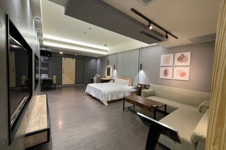 Room 134 of 216