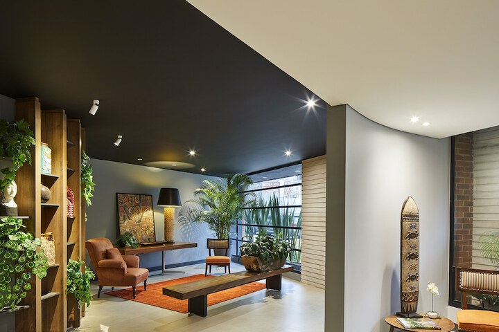 Guest Lobby
