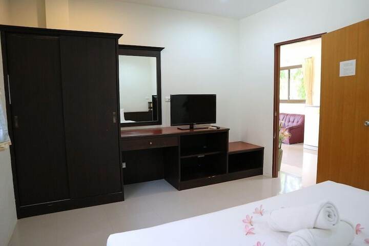 Room 7 of 49