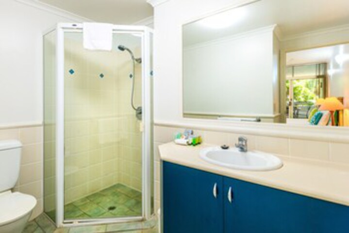 Room 5 of 28