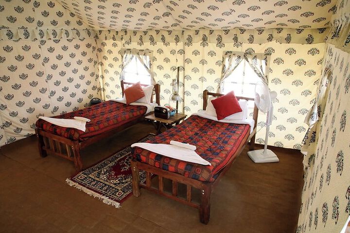 Room 3 of 11