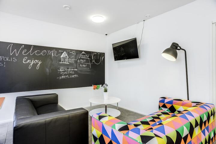 Room 18 of 42