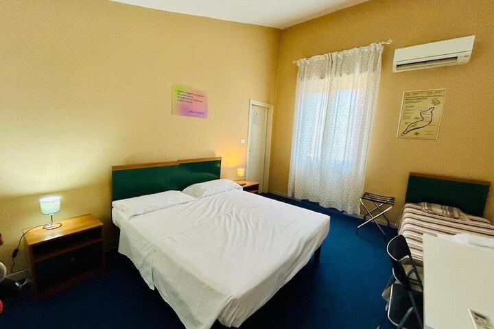 Room 3 of 26
