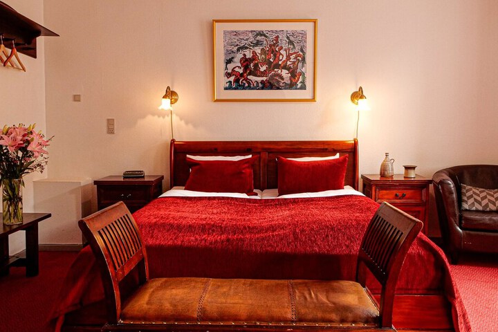 Room 74 of 214