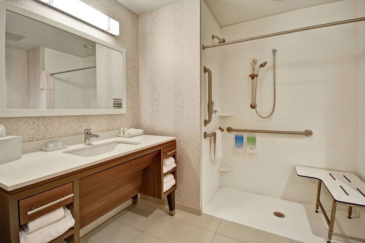 Bathroom shower