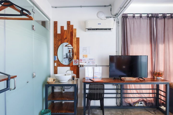 Room 125 of 240