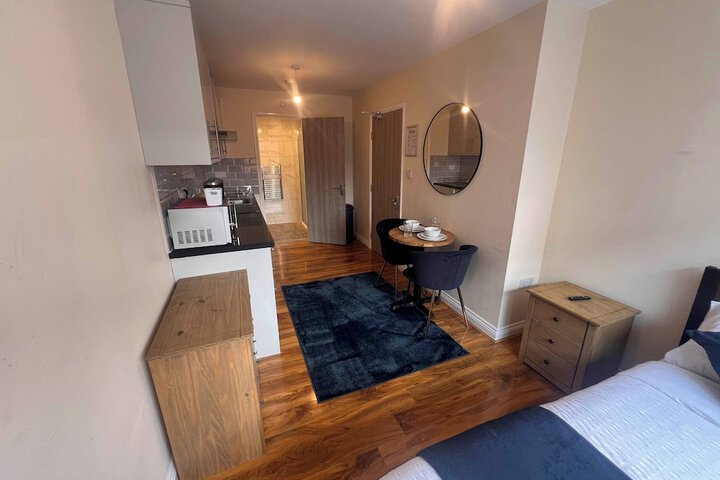 Room 62 of 94