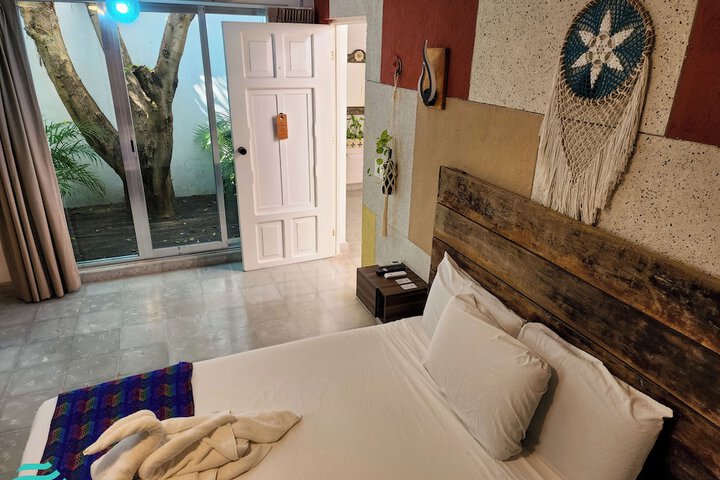 Room 42 of 172