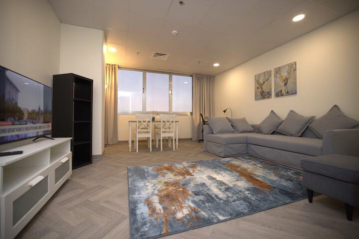 Room 5 of 25