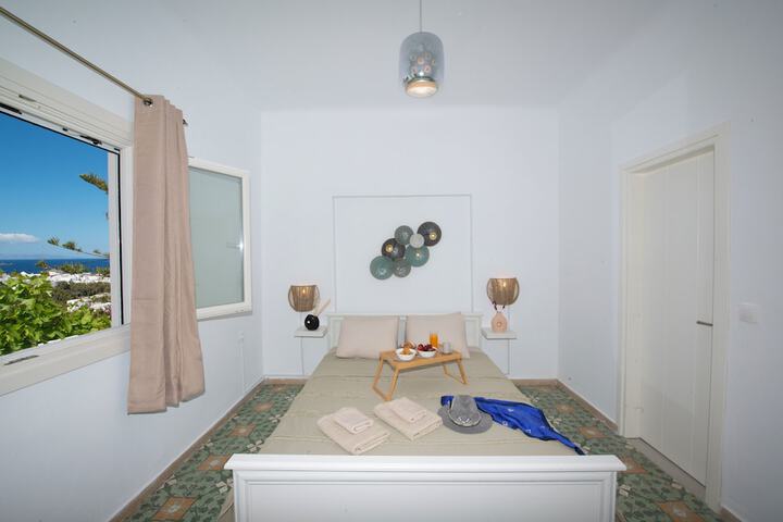 Room 6 of 54