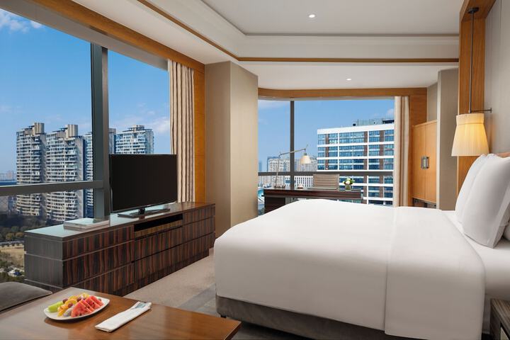 Room 7 of 49