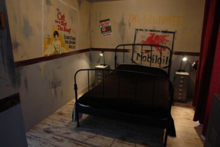 Room 6 of 19
