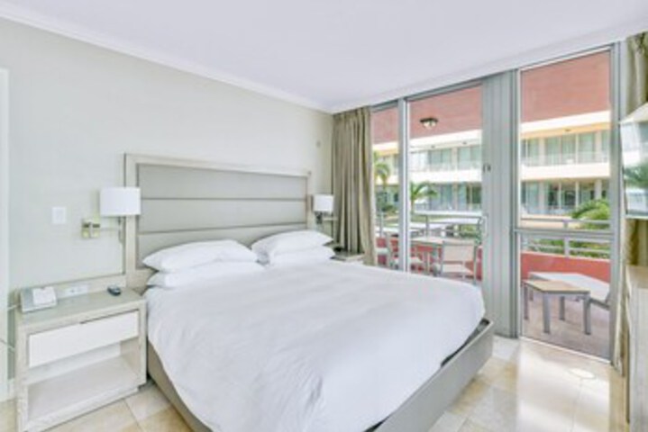 Room 287 of 318