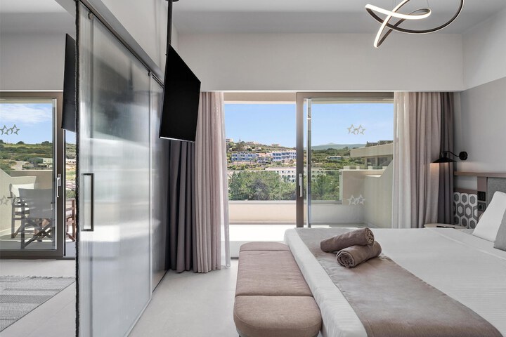 Room 32 of 190