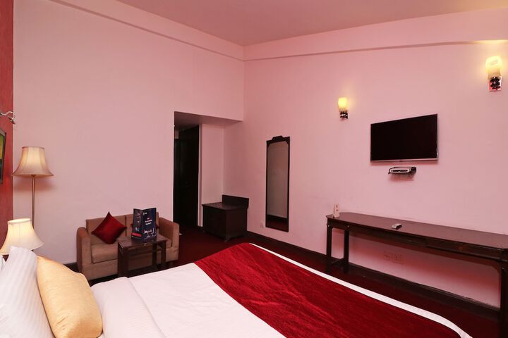 Room 14 of 22