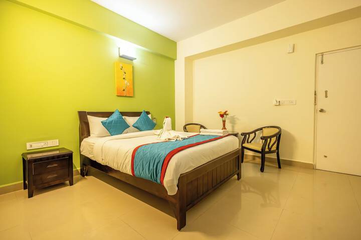 Room 16 of 33