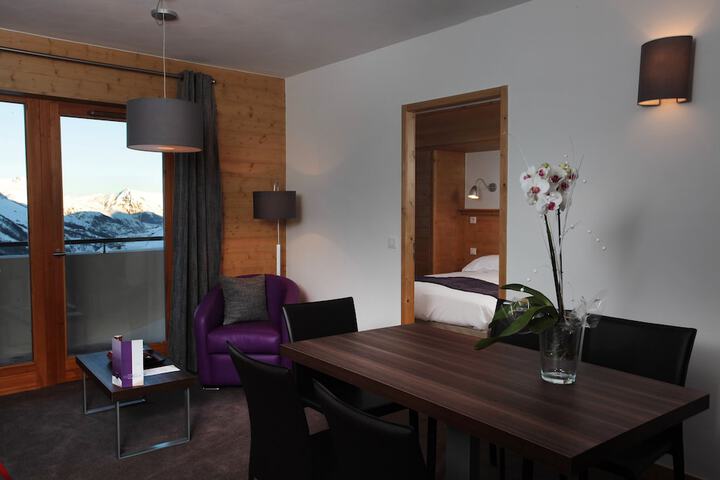 Room 10 of 59