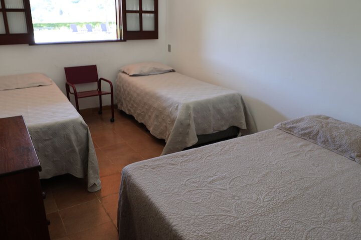 Room 10 of 68
