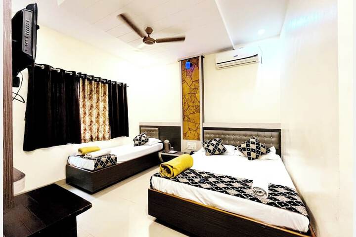 Room 16 of 21