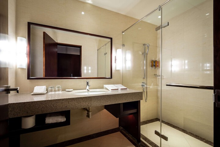 Room 82 of 120