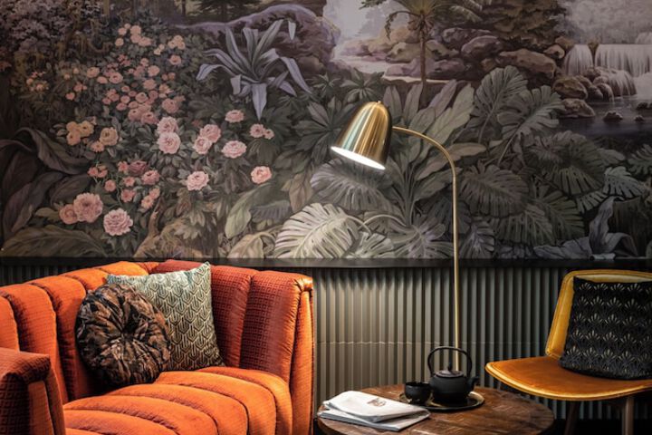 Guest Lobby