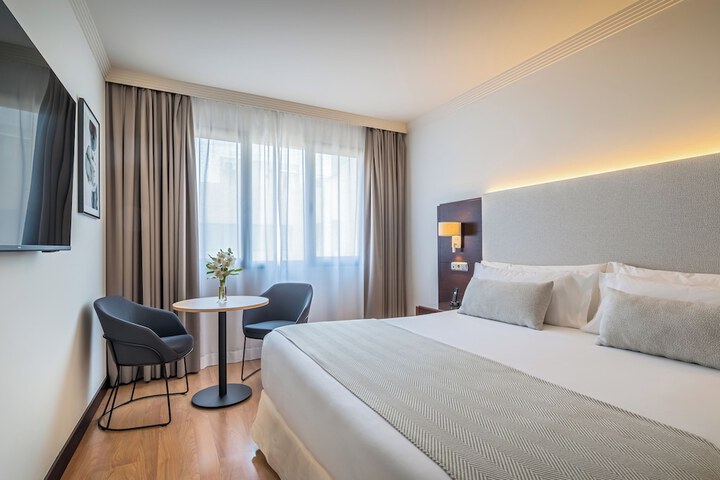 Room 25 of 111