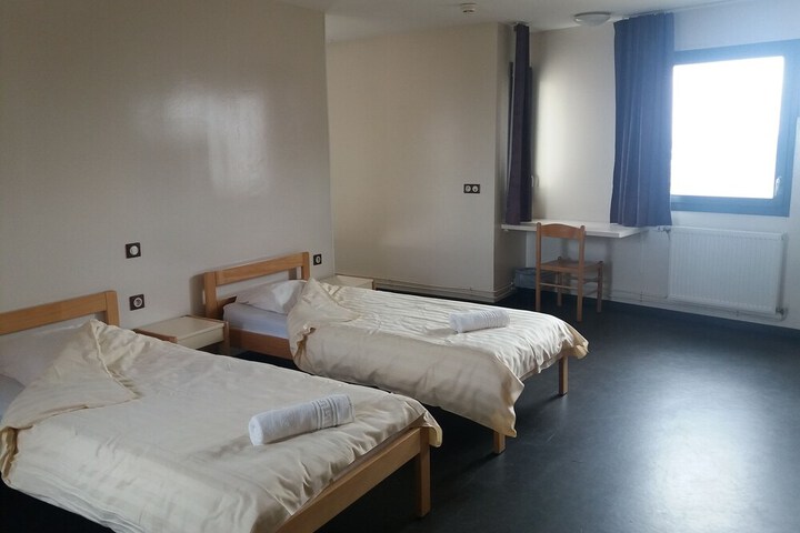 Room 9 of 44