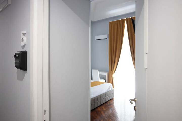 Room 61 of 111