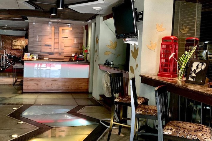 Guest Lobby