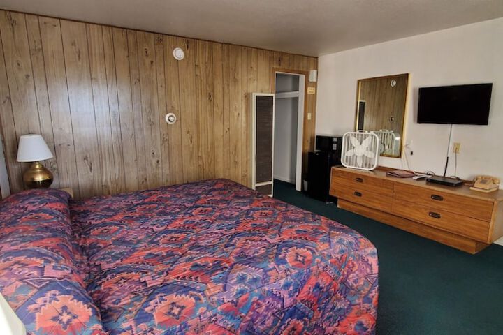 Room 11 of 57