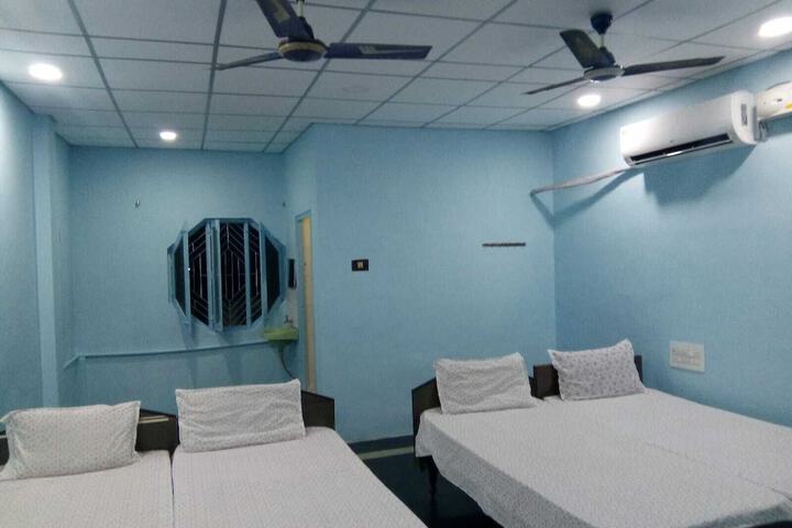 Room 2 of 6