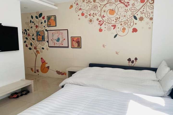 Room 18 of 52