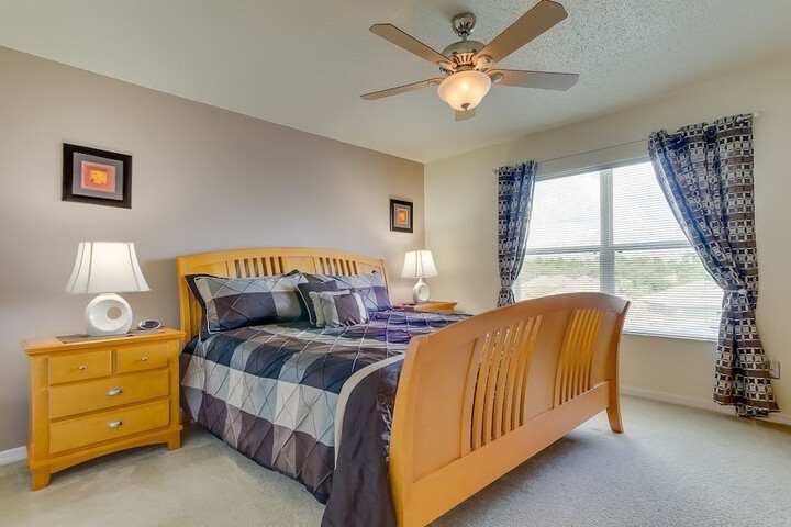 Room 10 of 24