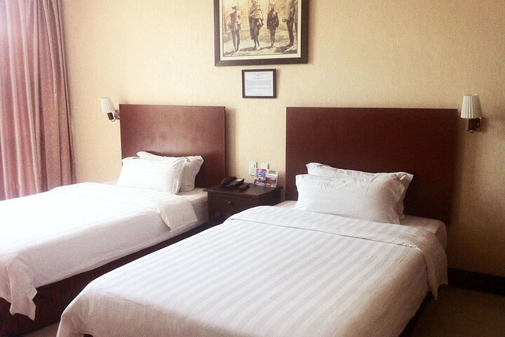 Room 14 of 31