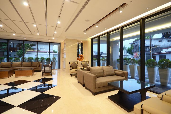 Hotel Interior 4 of 54
