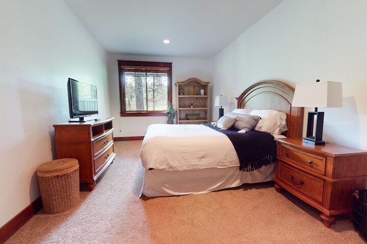 Room 6 of 64