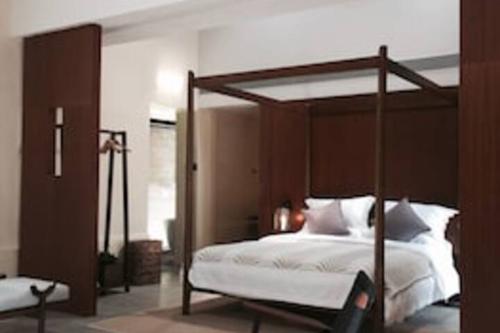 VISION HOTEL
