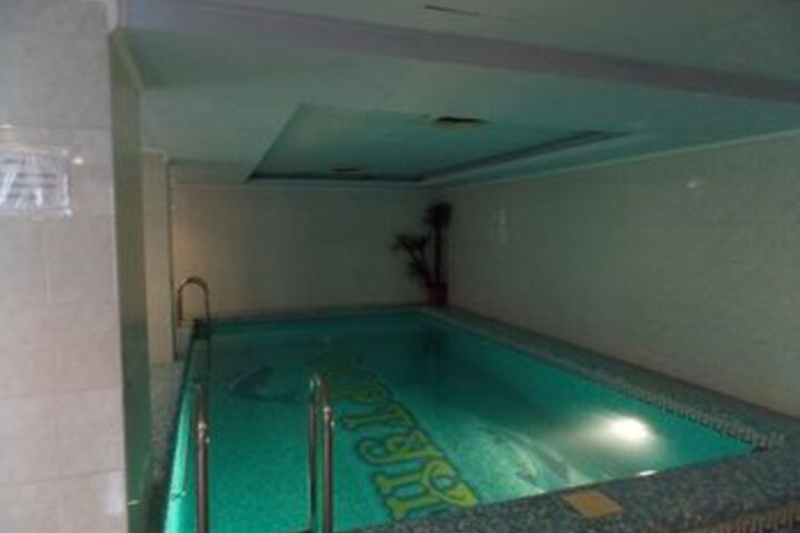 Pool 34 of 45