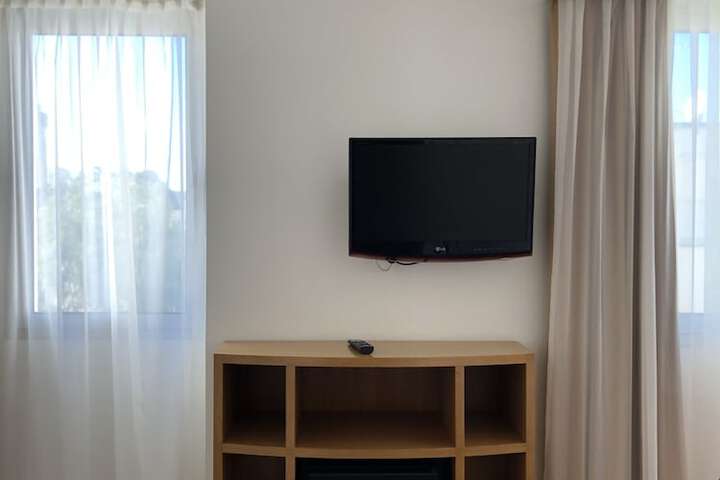Room 44 of 108