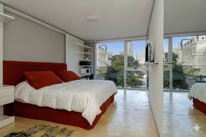 Room 9 of 53