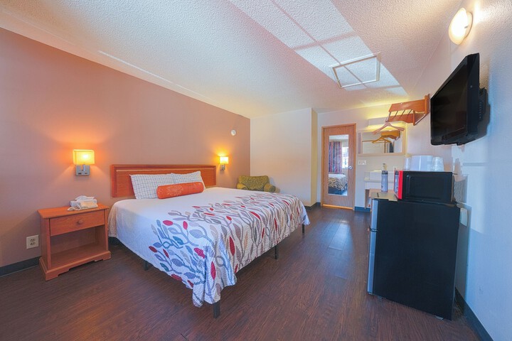 Room 21 of 60