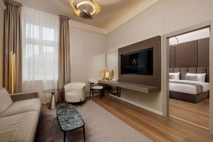 Room 20 of 93